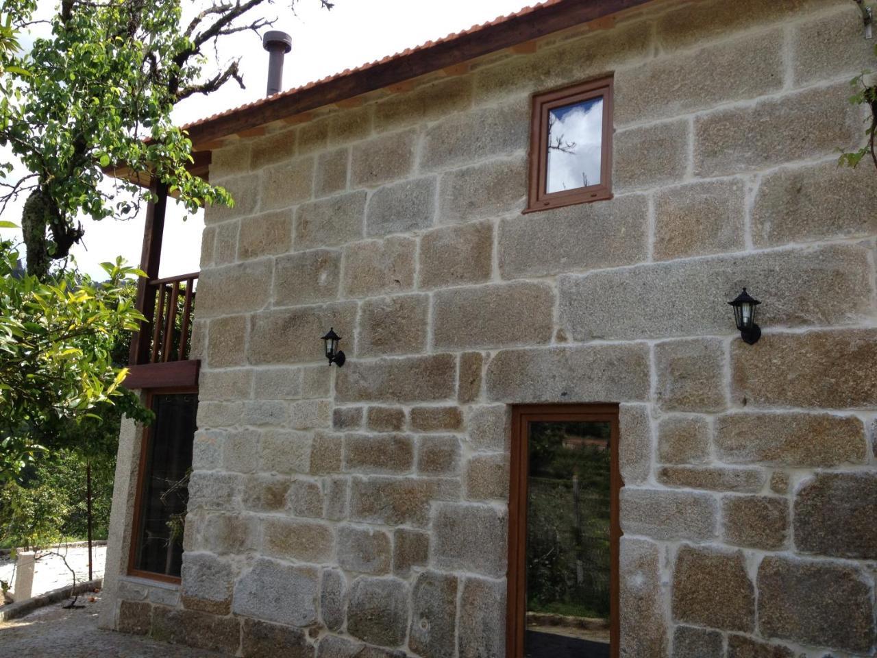 Quinta Casal De Vila Pouca Cinfaes Exterior photo